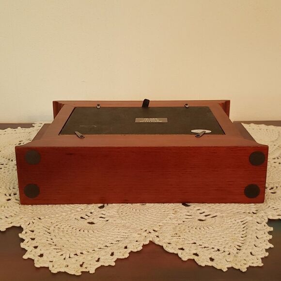 Beautiful Vintage Wooden Picture Frame  with One Center and 2 Sliding Windows - Picture 8 of 16